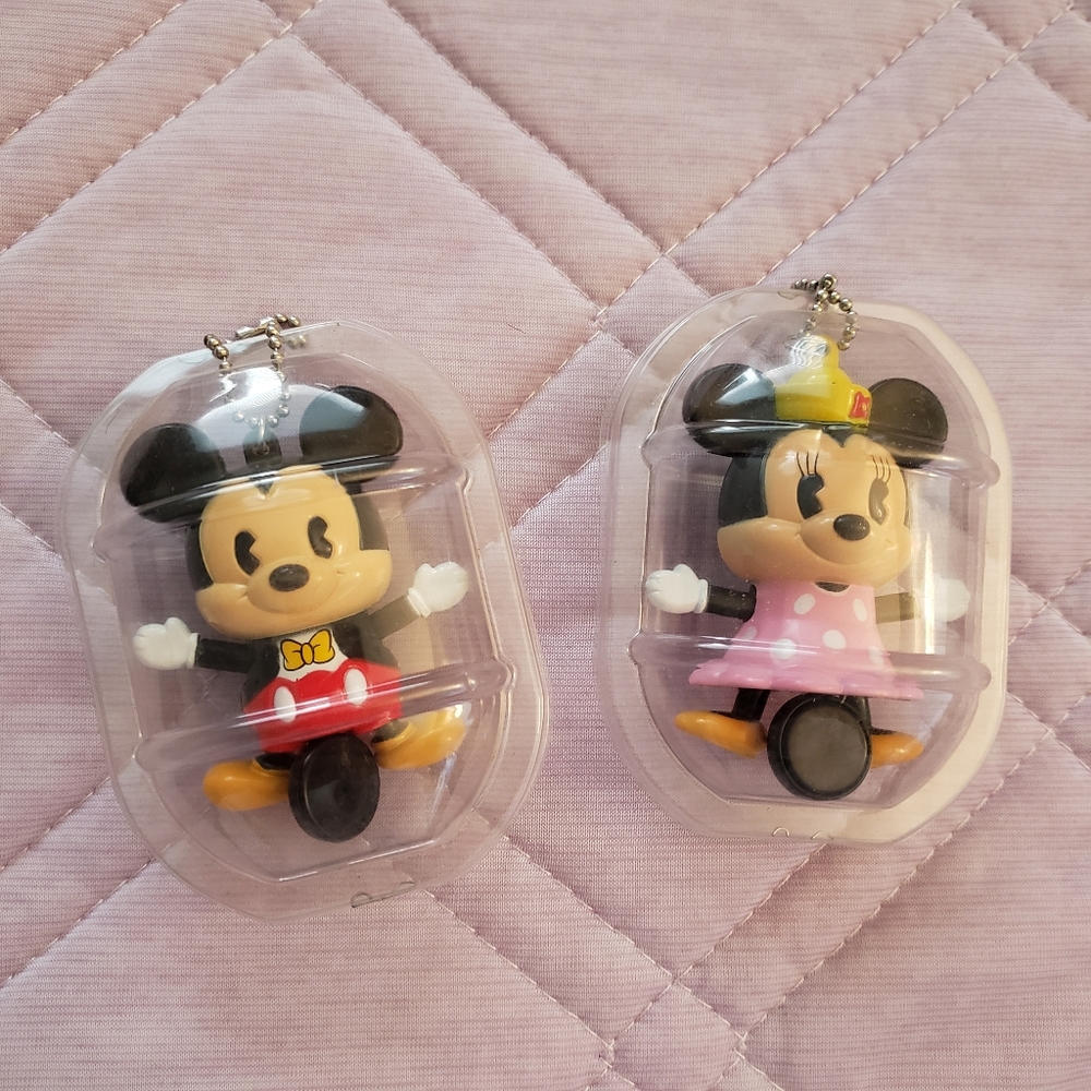 NIB Disney Mickey Mouse & Minnie Keychain Pair